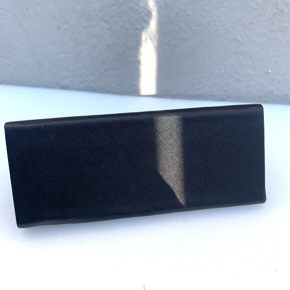 Privé Revaux Folding Triangle Glasses Sunglasses Protective Case Black - Picture 4 of 6